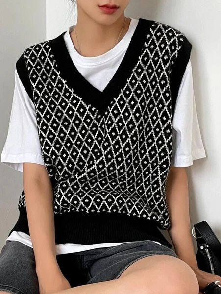 Shein DAZY Geo Pattern Sweater Vest Without Tee